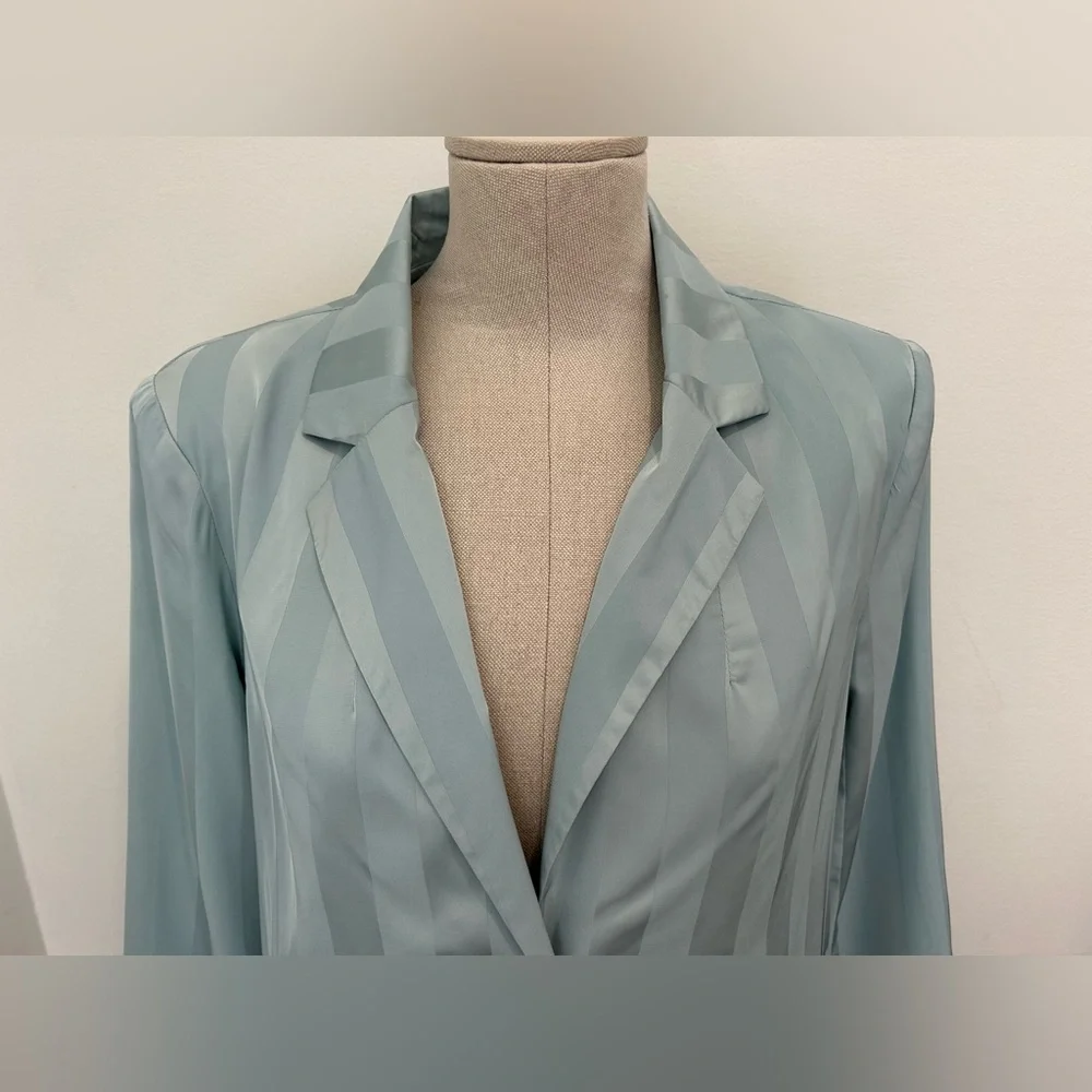 VERA & LUCY - Mint Striped Silky Trouser & Blazer Suit Size S - Picture 3 of 16